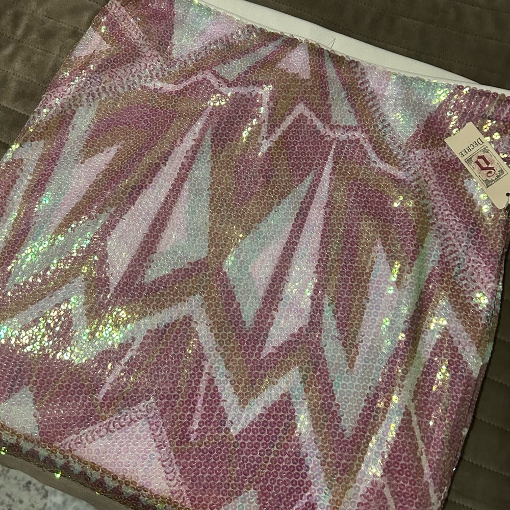 Decree sequin skirt